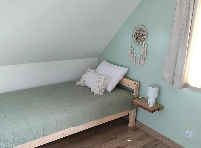 Leszczynowe Zacisze * Wiele